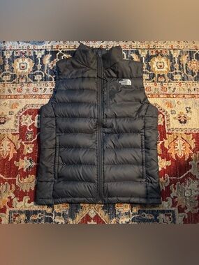 The Northface Goosedown Vest 550 Men’s Size Small Black